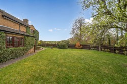 Images for Bartholomew Gardens, Blakesley, NN12