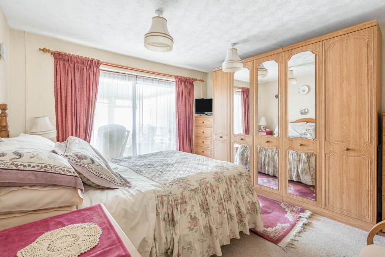 Images for Churchill Avenue, Newmarket