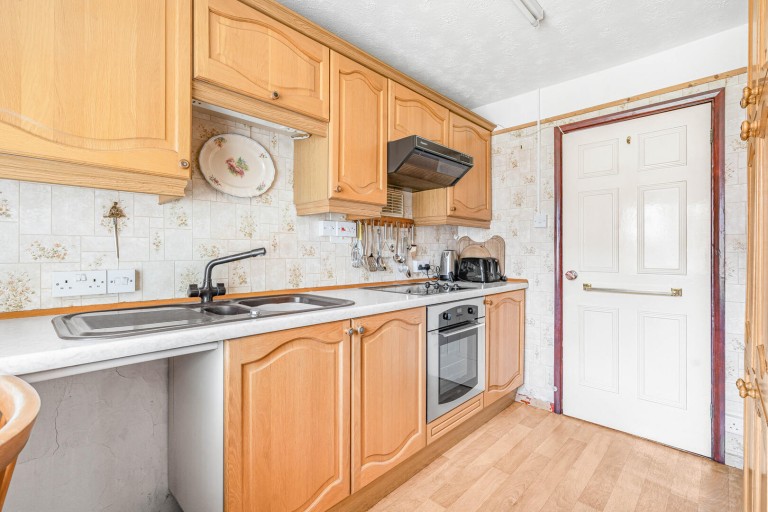 Images for Churchill Avenue, Newmarket