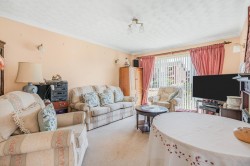 Images for Churchill Avenue, Newmarket