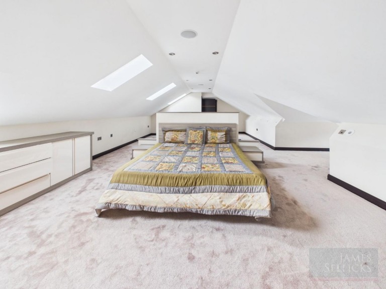 Images for Manor Road, Oadby, Leicestershire