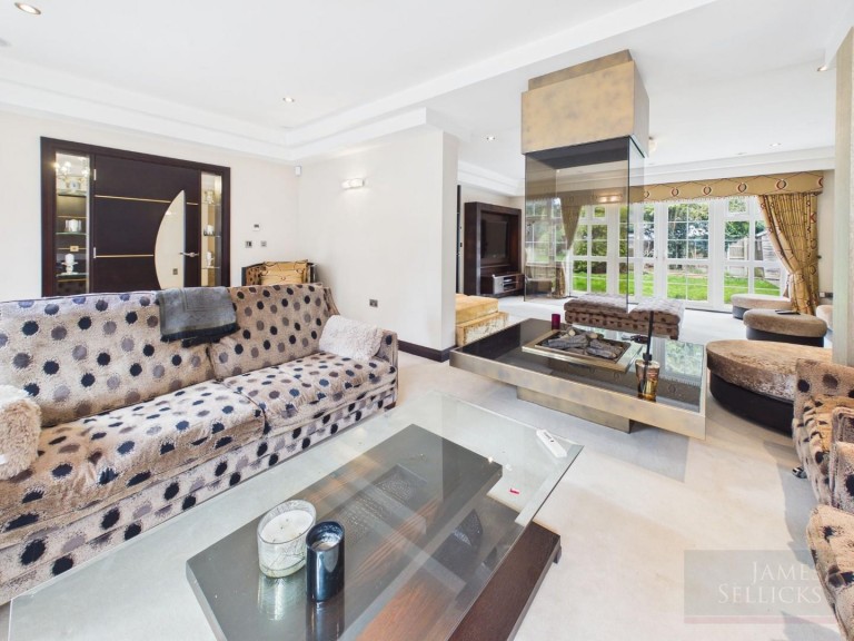 Images for Manor Road, Oadby, Leicestershire