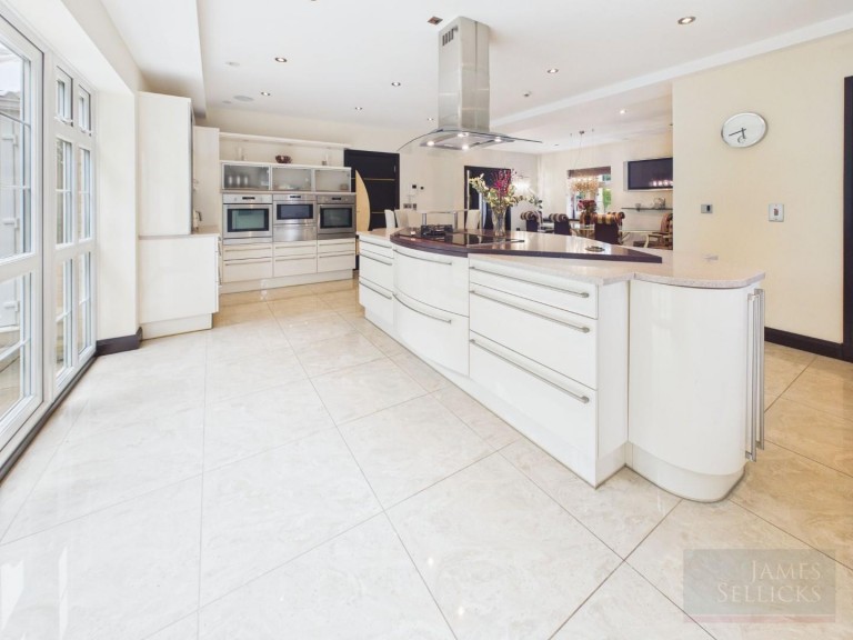Images for Manor Road, Oadby, Leicestershire