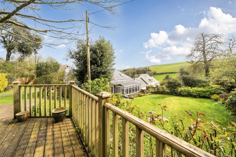 Click the photo for more details of Muddiford, Barnstaple