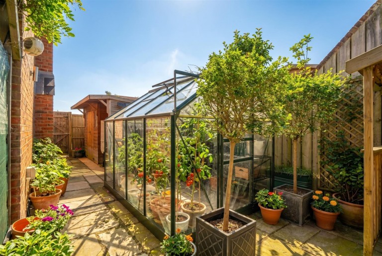 Images for Lincoln Road, Bassingham, Lincoln