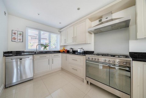 Click the photo for more details of Parkfield Crescent, Taunton