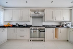 Images for Parkfield Crescent, Taunton