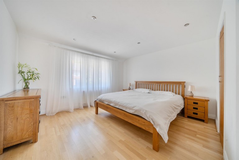 Images for Parkfield Crescent, Taunton
