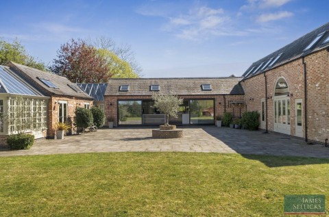Click the photo for more details of The Old Hall Cottage, Willoughby Waterleys