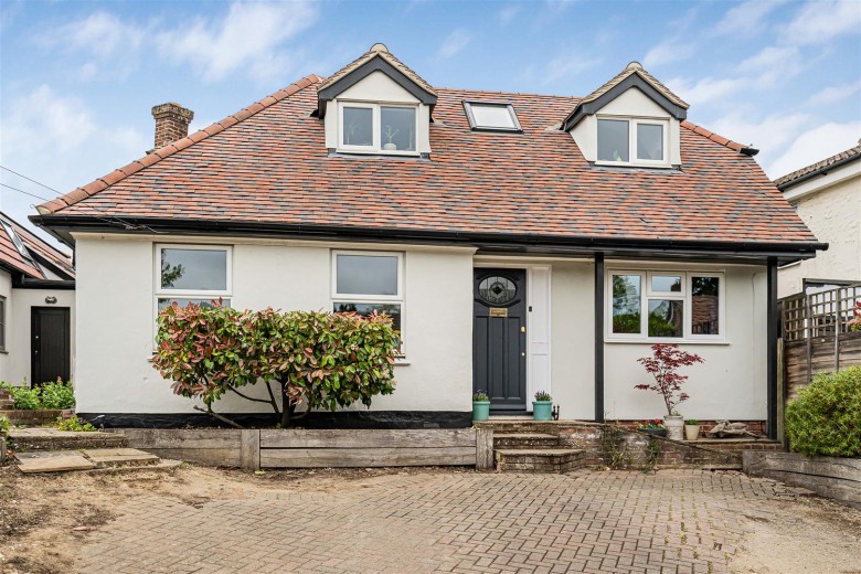 Click the photo for more details of Pleasant Valley, Saffron Walden