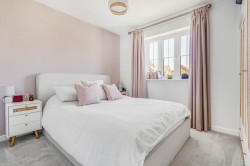 Images for Jackdaw Way, Kennett