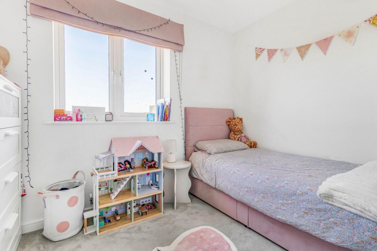 Images for Jackdaw Way, Kennett