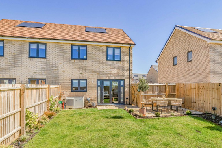 Images for Jackdaw Way, Kennett