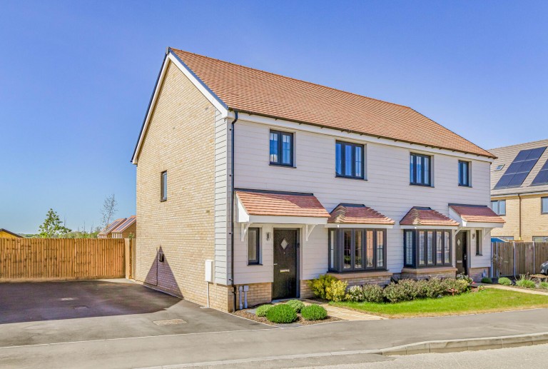 Images for Jackdaw Way, Kennett