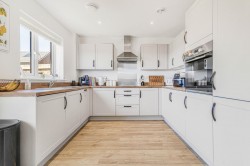 Images for Jackdaw Way, Kennett