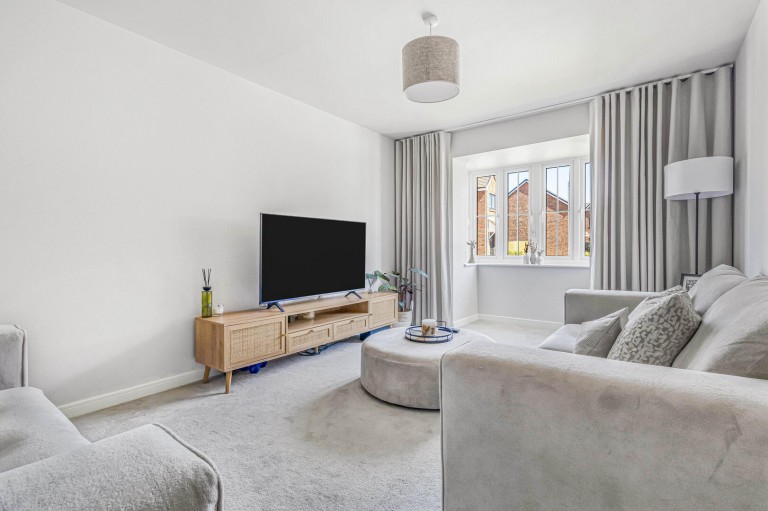 Images for Jackdaw Way, Kennett