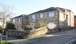 Images for Brooklands, Queens Road , Freshwater