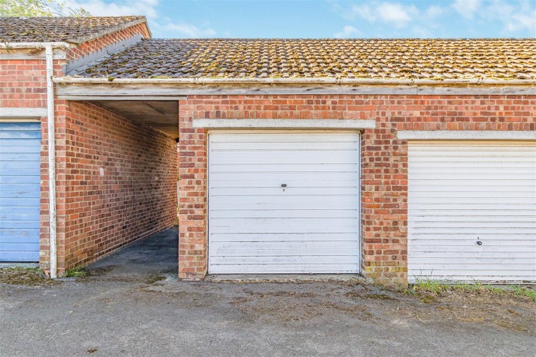 Images for Hethersett Close, Newmarket