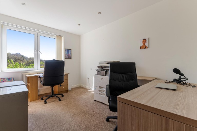 Images for Windmill Gardens, Paignton