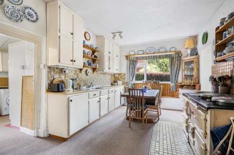 Click the photo for more details of Dunterton, Tavistock