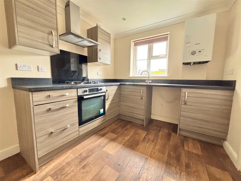 Images for Avenue Road, Freshwater