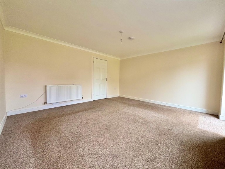 Images for Avenue Road, Freshwater