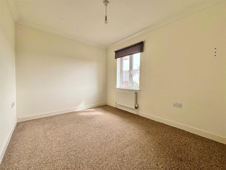 Images for Avenue Road, Freshwater