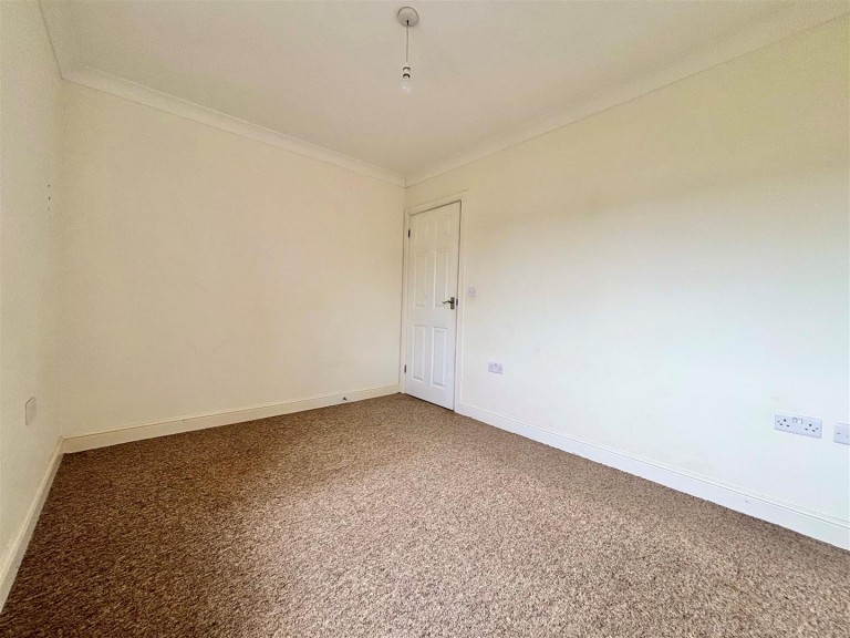 Images for Avenue Road, Freshwater