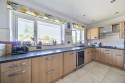Images for Fishers Close, Blandford Forum