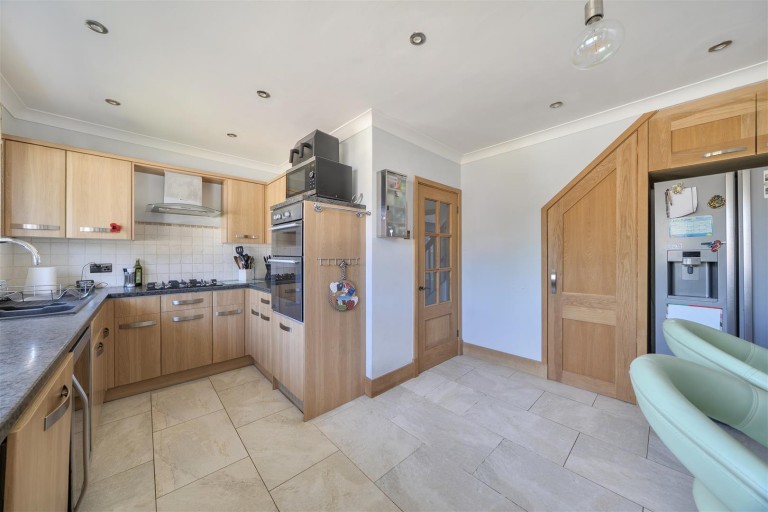 Images for Fishers Close, Blandford Forum