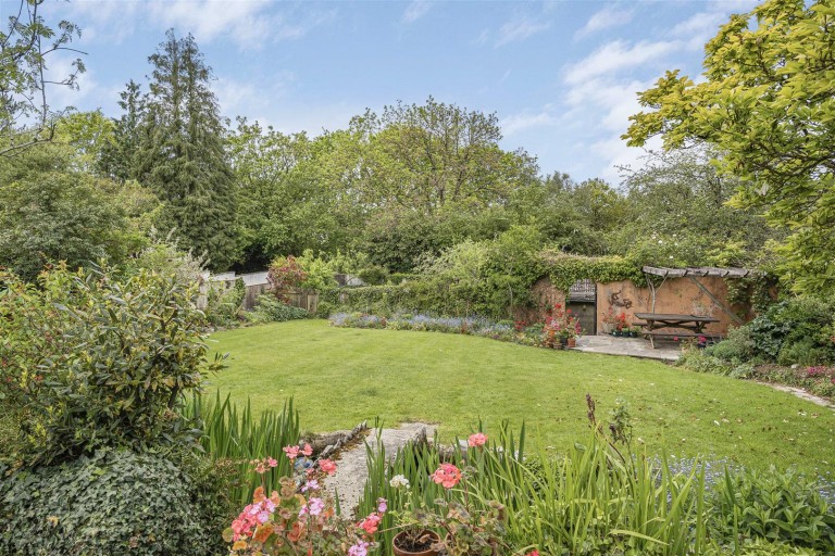 Images for Avenue Road, Bovey Tracey
