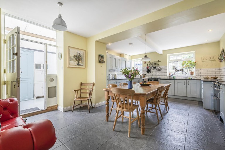 Images for Avenue Road, Bovey Tracey