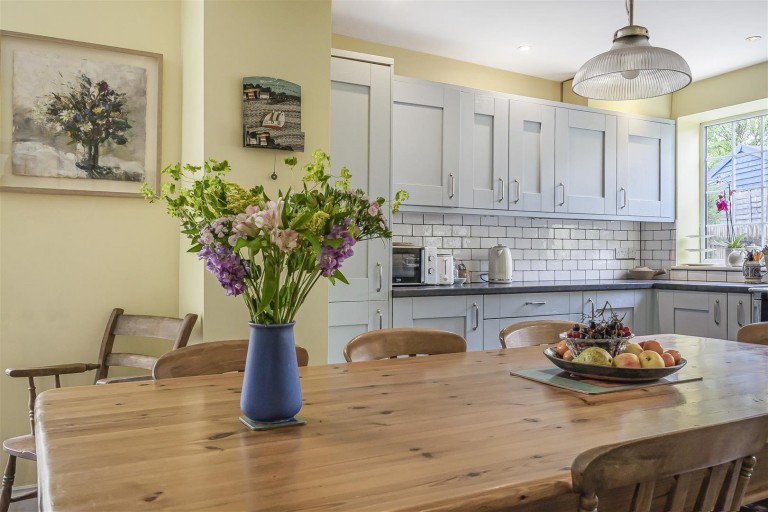Images for Avenue Road, Bovey Tracey