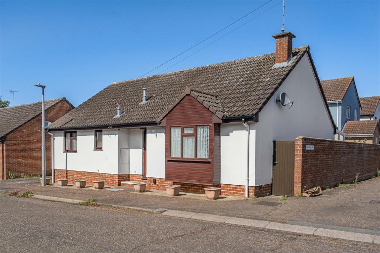 Images for Churchfields Drive, Steeple Bumpstead, Haverhill