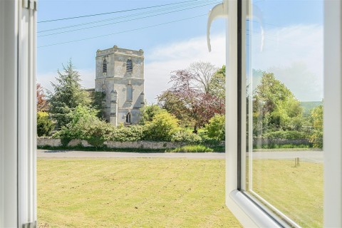 Click the photo for more details of Longcot, Shrivenham, SN7
