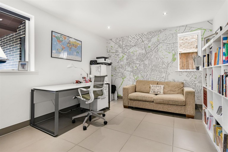 Images for Spens Avenue, Cambridge