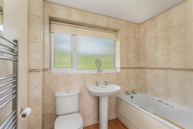 Images for Chipperfield Park Road, Bloxham - exceptional plot