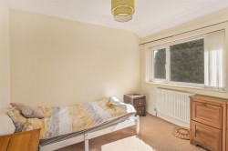 Images for Wards Crescent, Bodicote - chain free