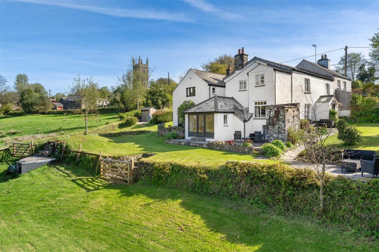 Click the photo for more details of Mary Tavy, Tavistock