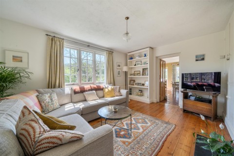 Click the photo for more details of Ashcombe, Dawlish