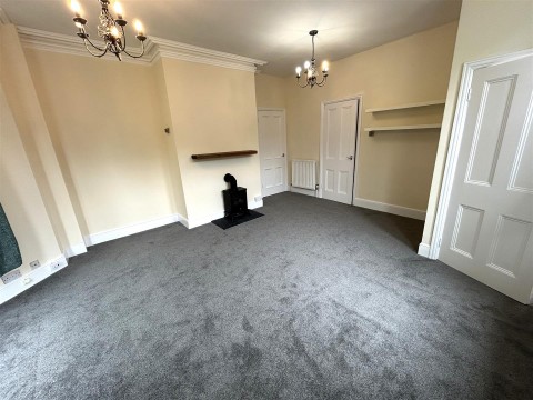 Click the photo for more details of Kingscote, Queens Avenue, Dorchester