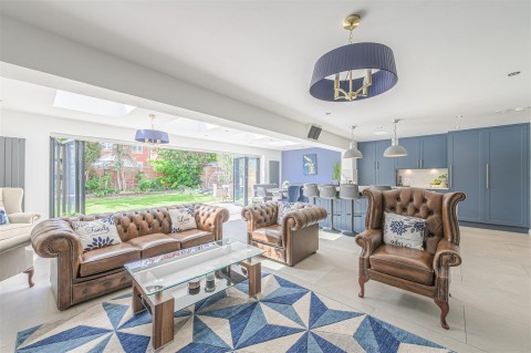 Click the photo for more details of Bermuda Road, Nuneaton, CV10