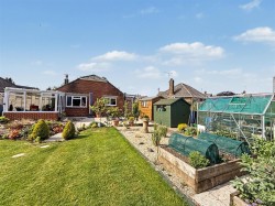 Images for White Cliff Gardens, Blandford Forum