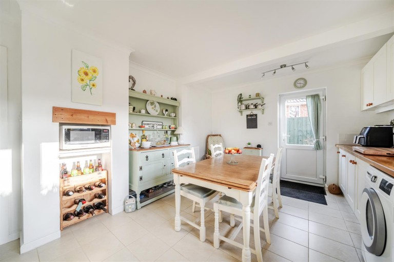 Images for White Cliff Gardens, Blandford Forum