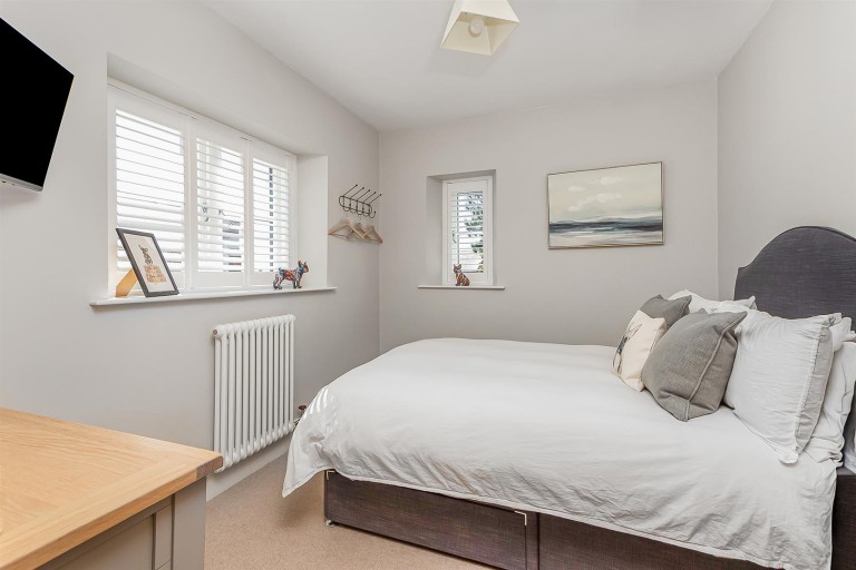 Images for 61 High Street, Eydon, NN11