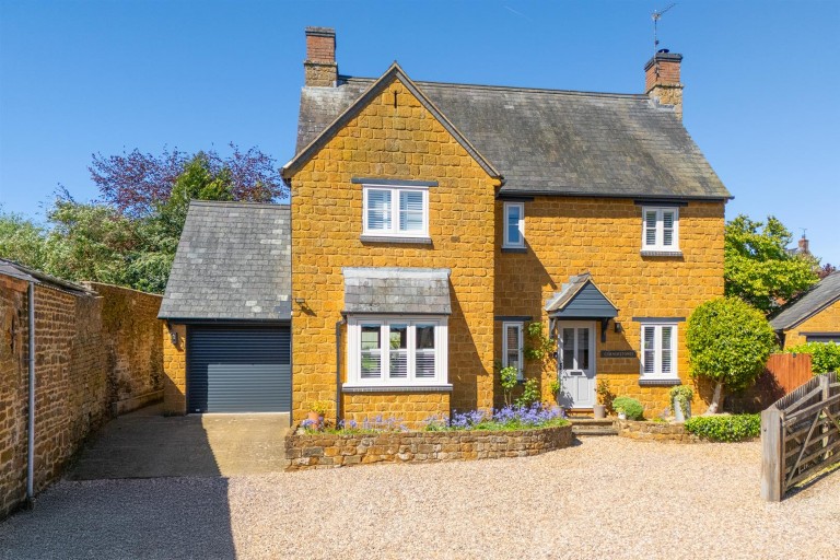 Images for 61 High Street, Eydon, NN11
