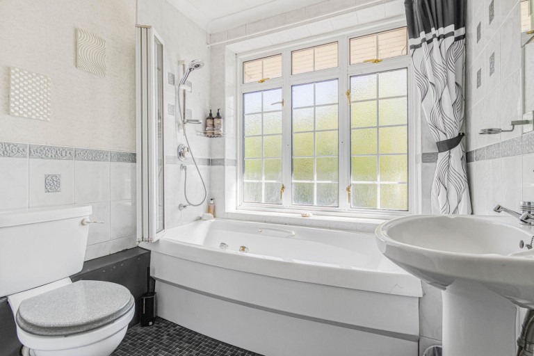 Images for Fiveways, Barton Mills