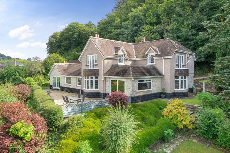 Click the photo for more details of Tiverton Road, Bampton, Tiverton