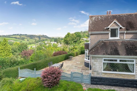Click the photo for more details of Tiverton Road, Bampton, Tiverton