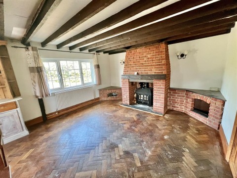 Click the photo for more details of Totland Bay, Isle of Wight